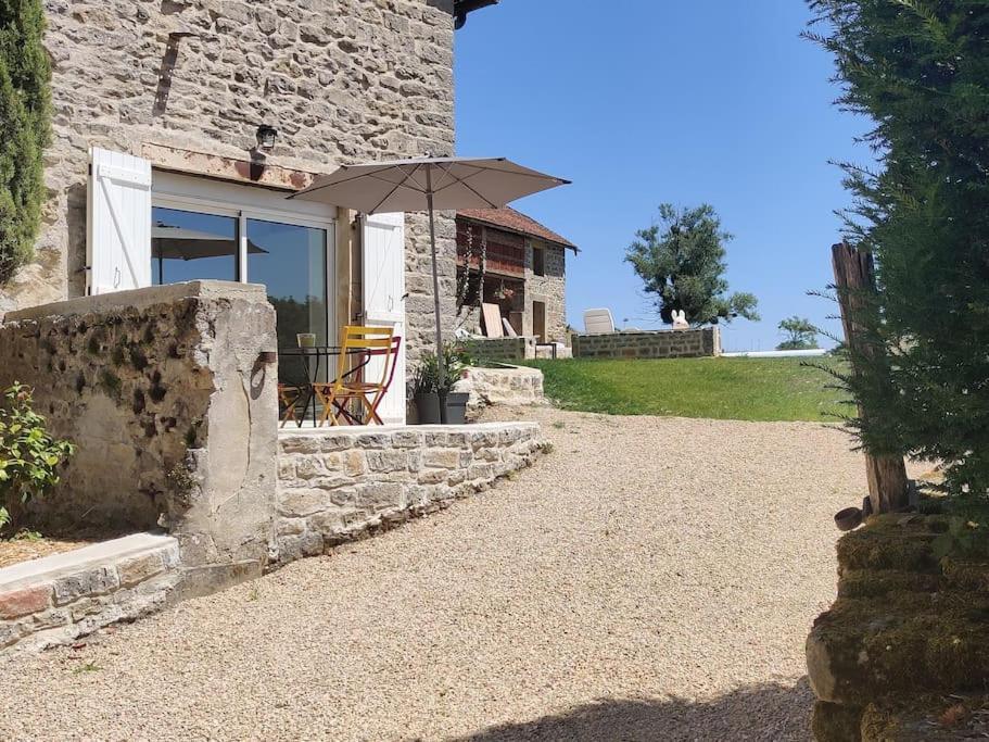 Gite Dans Ancien Moulin Sainte-Helene  المظهر الخارجي الصورة